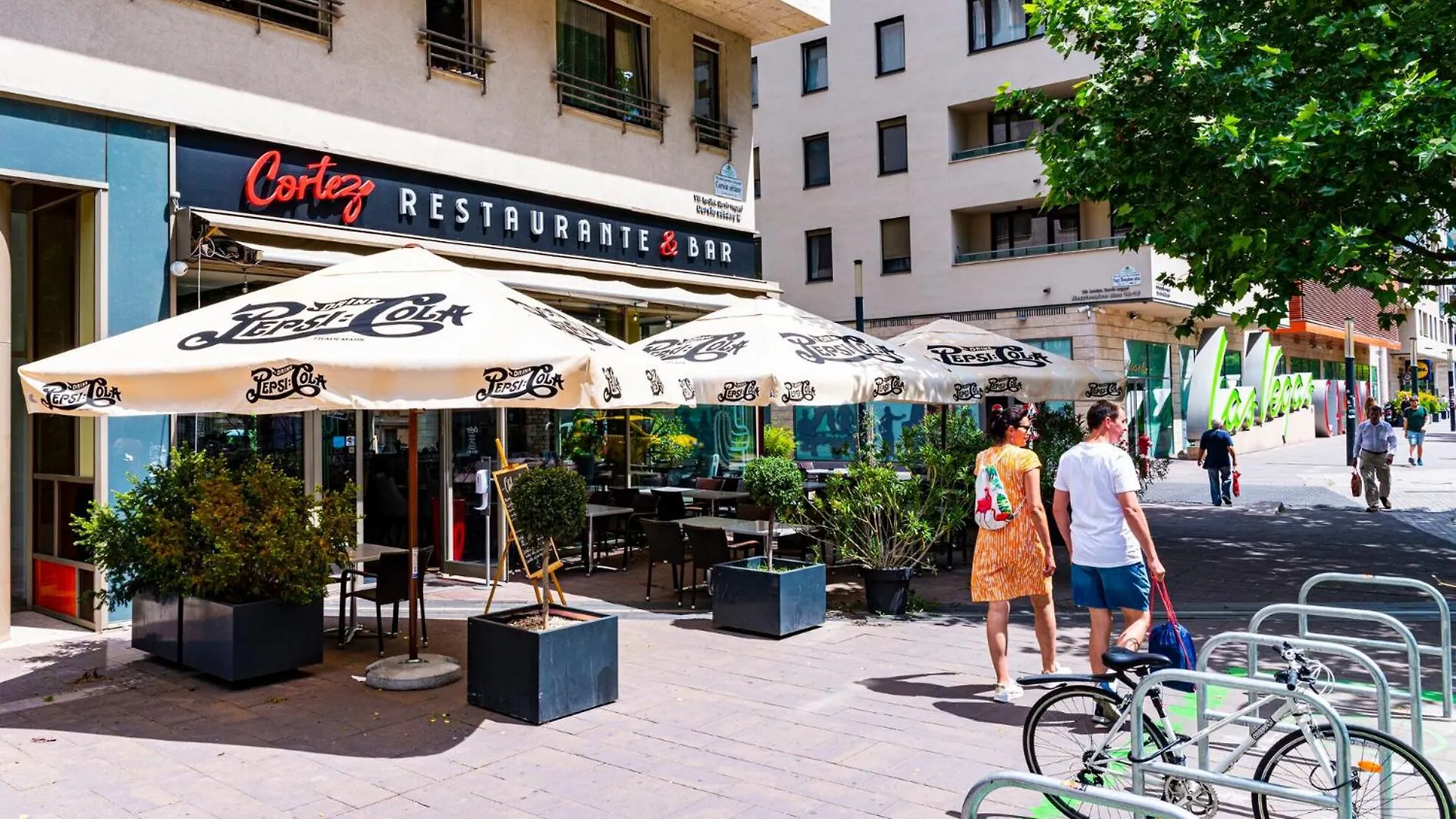 Corvin Royal Apartments - Breakfast Available Budapest